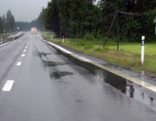 highway drainage systems, monsoon-proof road design, road water management India, geotextiles in roads, expressway drainage solutions, highway culverts India, smart road infrastructure, RAHSTA Expo 2025