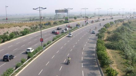 Road innovation India, highway technology, smart materials in roads, sustainable highways, digital highways, future of road construction